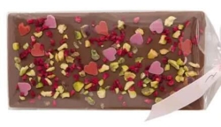 Chokoladebar Mælkechokolade Hindbær, Pistacie & Hjerter