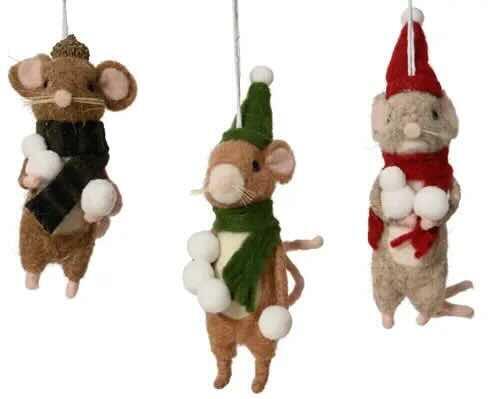 Christmas hanger Mouse with snowball