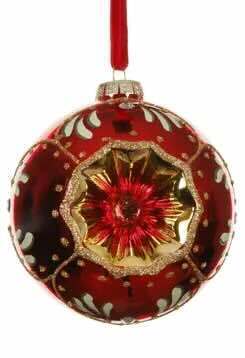 Baubles glass sparkles in middle red
