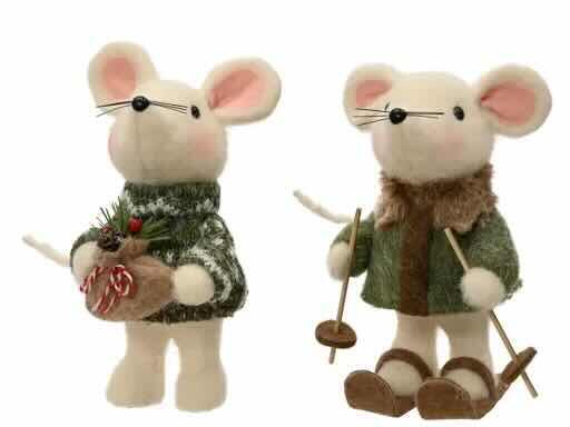 Mouse with bag or skies